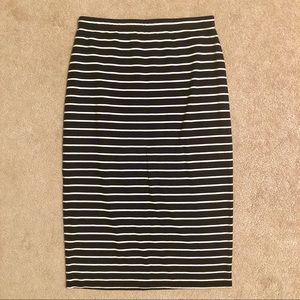 Max Studio Black White Striped Pencil Skirt - S